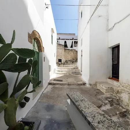 Casa Baciata Dal Sole דירה מאטינו