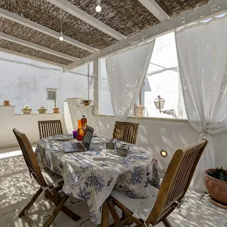 Casa Baciata Dal Sole מאטינו